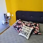 아파트 Lilly 풀라