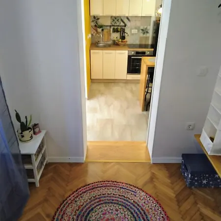 Lilly Apartment