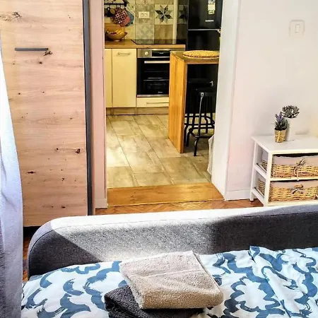 Lilly Apartment