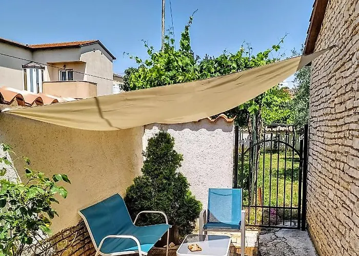 Lilly Апартаменты